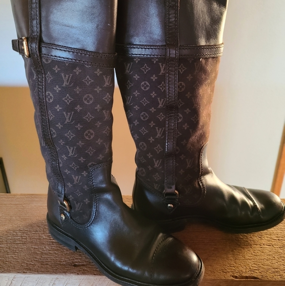 Louis Vuitton boots